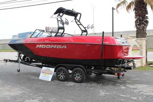 Moomba MAX image