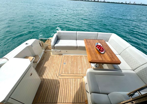 Sea Ray 510 Sundancer image