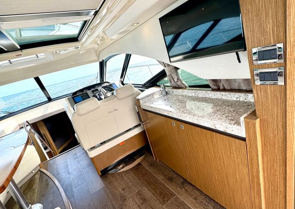 Sea Ray 510 Sundancer image