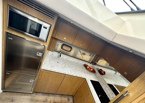 Sea Ray 510 Sundancer image