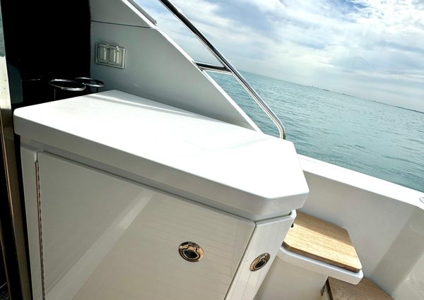 Sea Ray 510 Sundancer image