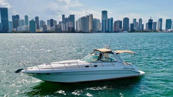 Sea Ray 410 Sundancer