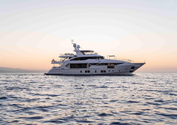 Benetti 125 image