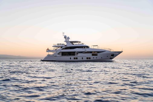 Benetti 125 image