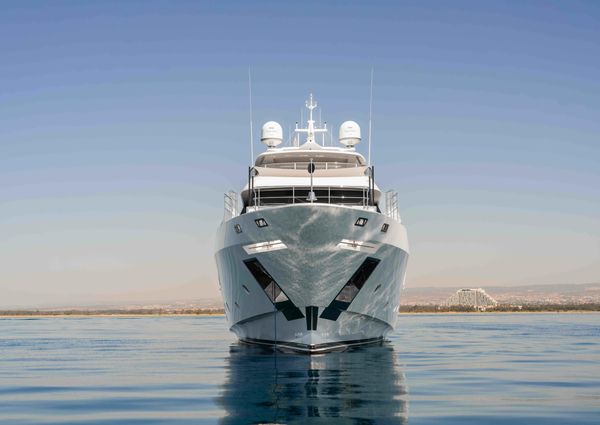 Benetti 125 image