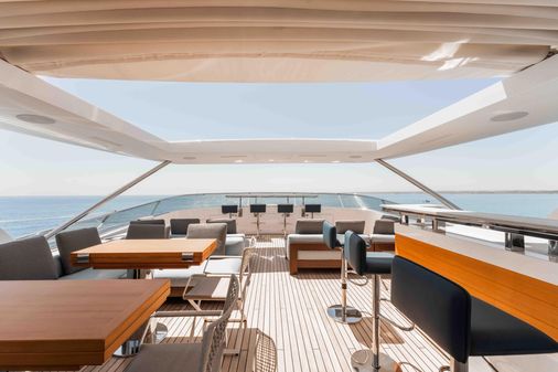 Benetti 125 image