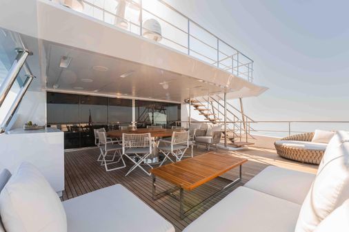 Benetti 125 image