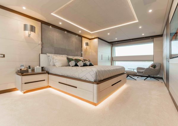 Benetti 125 image