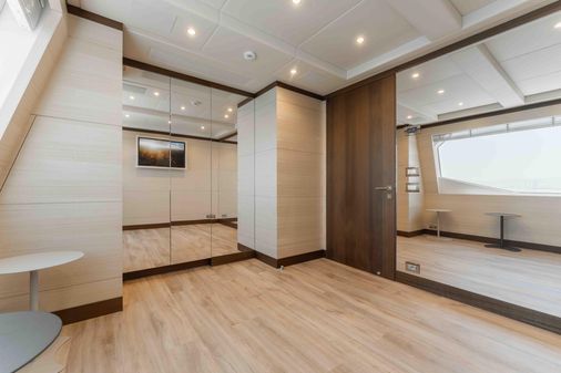 Benetti 125 image