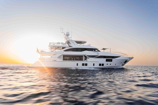 Benetti 125 image