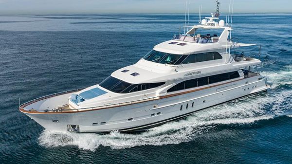 Horizon 106 Widebody Tri-Deck 
