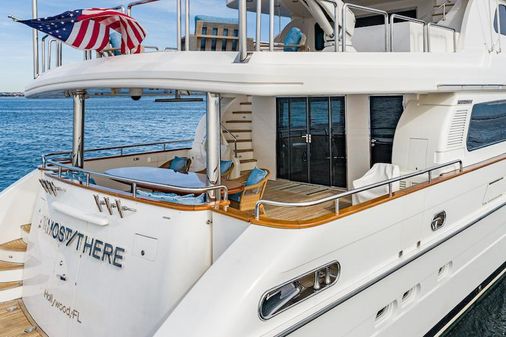 Horizon 106 Widebody Tri-Deck image