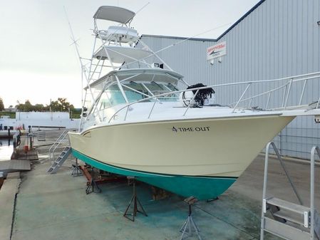 Cabo 35 Flybridge Sportfisher image