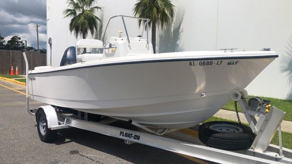 Edgewater 188 CC
