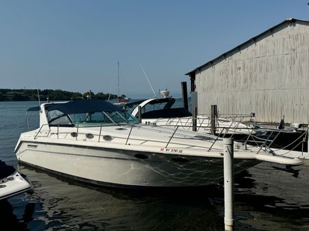 Sea Ray 370 Express Cruiser image