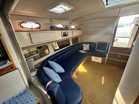 Sea Ray 370 Express Cruiser image