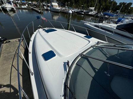 Bayliner 305 image