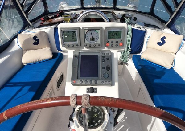 Beneteau 423 image