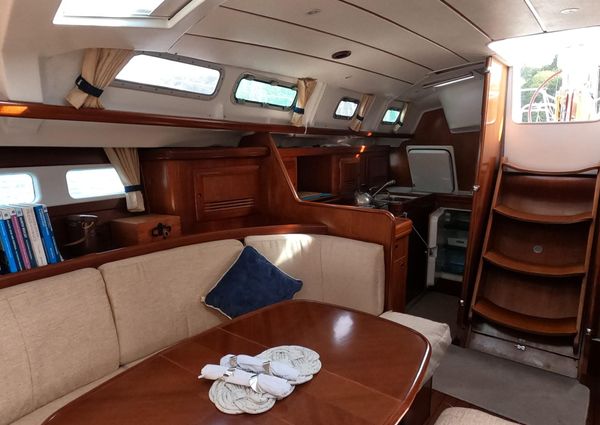 Beneteau 423 image