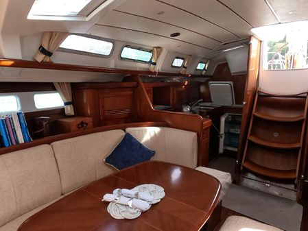 Beneteau 423 image