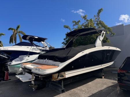 Sea Ray SDX 270 image