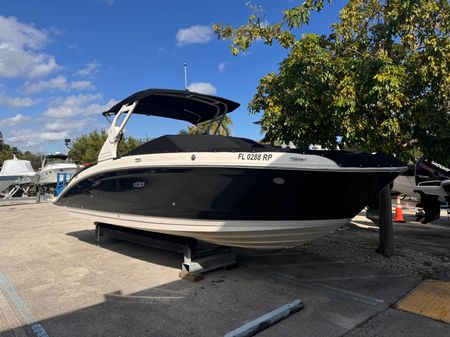 Sea Ray SDX 270 image