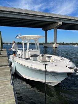 Robalo R242 Center Console image