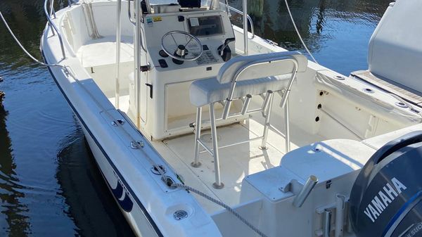 Cobia 224 Center Console 