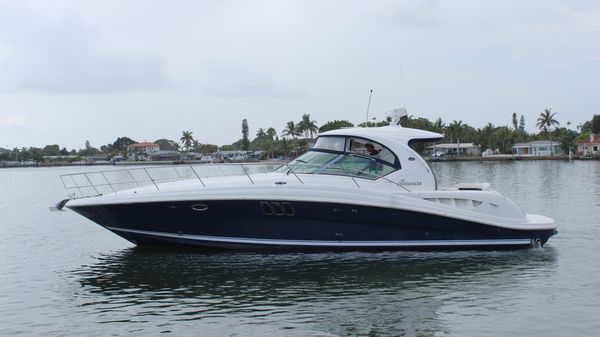 Sea Ray 44 Sundancer 