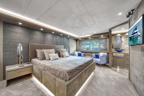 Monte Carlo Yachts 86 image
