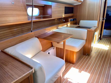Catalina 445 image