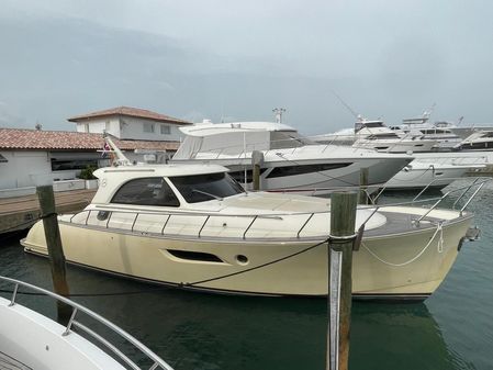 Mochi Craft DOLPHIN 44' image