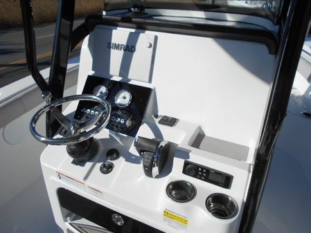Sea Pro 239 image