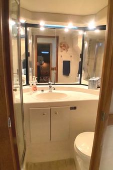 Bayliner 4788 Pilot House Motoryacht image