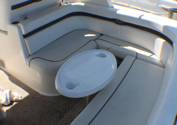 Rinker 350 Express Cruiser image