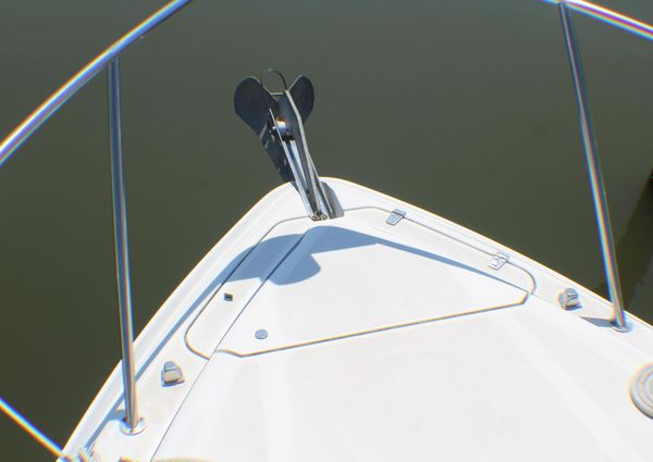 Rinker 350 Express Cruiser image