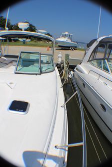 Rinker 350 Express Cruiser image