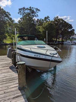 Crownline 235 CCR image