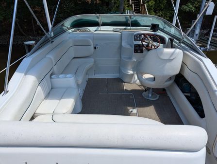 Crownline 235 CCR image