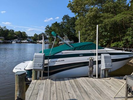 Crownline 235 CCR image