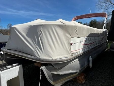 Sun Tracker PARTY BARGE 25 Regency Edition image