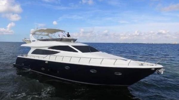 Uniesse 65 MY