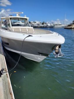 Boston Whaler 420 Outrage image