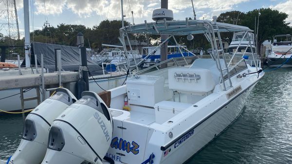 Contender 35 Express