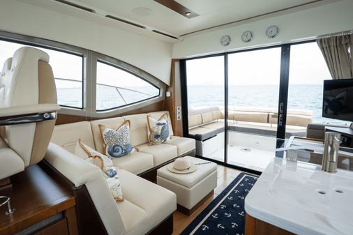 Sea Ray 400 Sundancer image