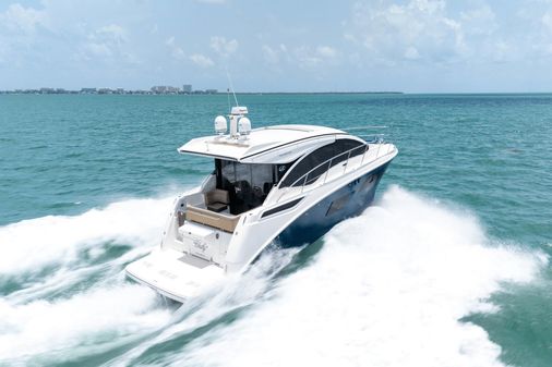 Sea Ray Sundancer 400 image