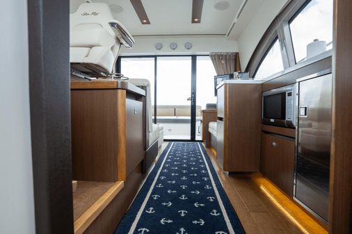 Sea Ray 400 Sundancer image