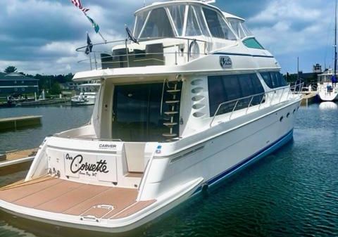 Carver 570 Voyager Pilothouse