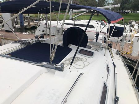 Beneteau 393 image