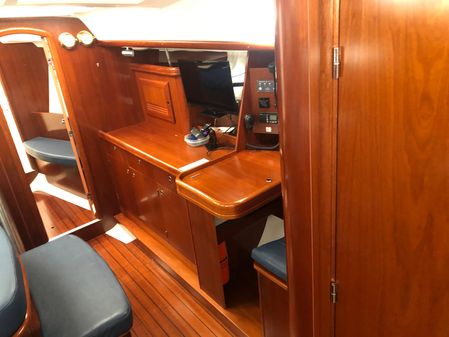 Beneteau 393 image